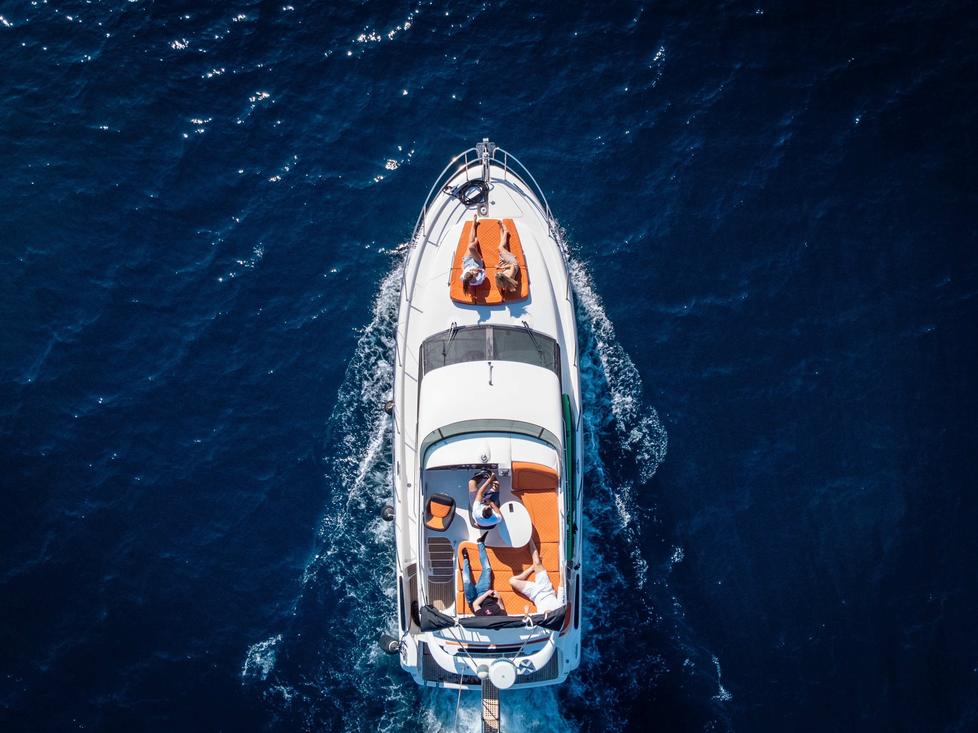 Yacht Prestige Fly 36 aerial deck view